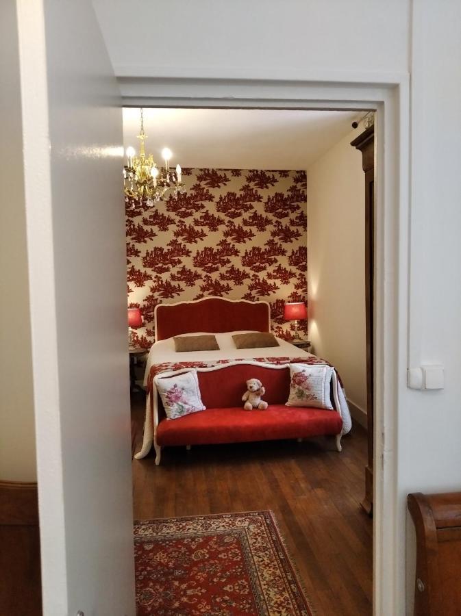 Le Logis De Saint Cyr Aparthotel Issoudun Εξωτερικό φωτογραφία