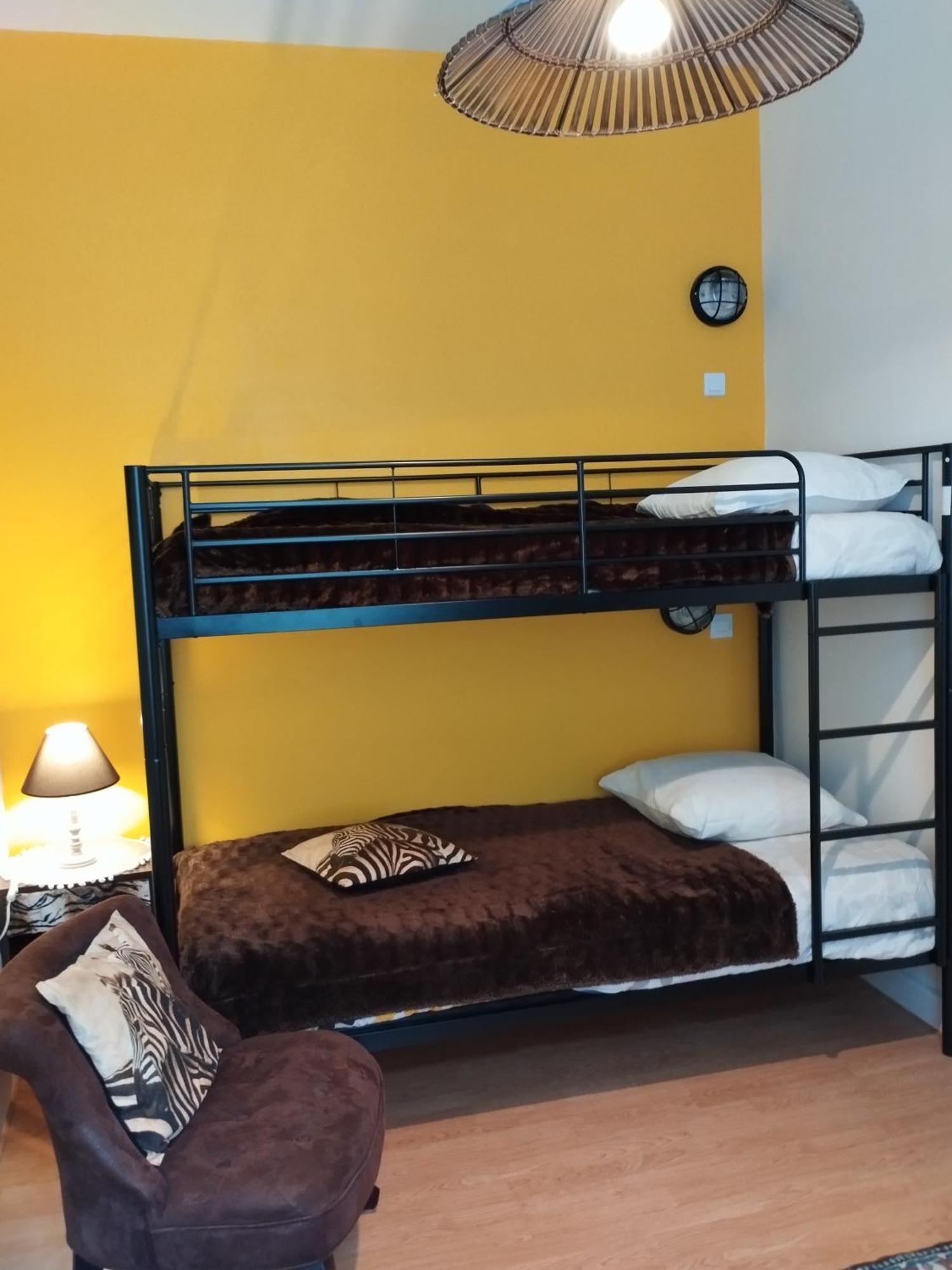 Le Logis De Saint Cyr Aparthotel Issoudun Εξωτερικό φωτογραφία